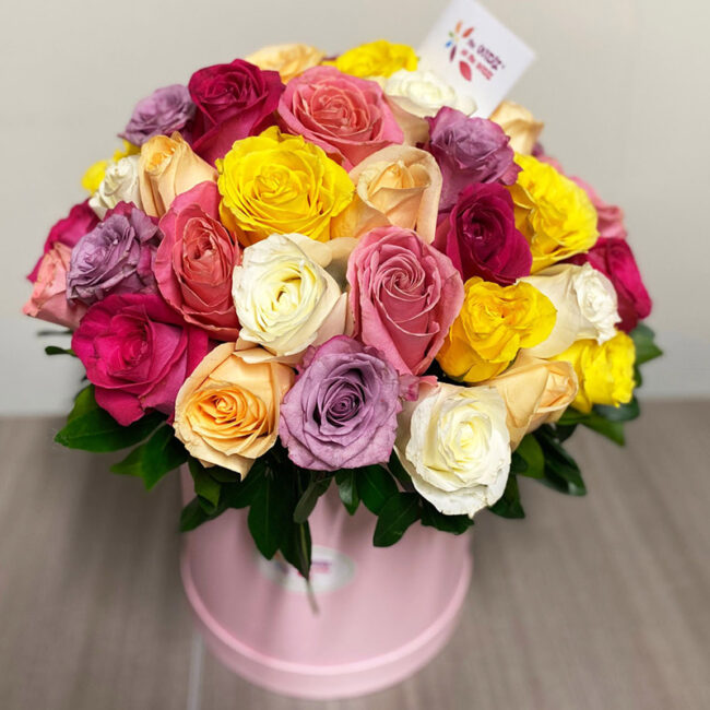 Caja de 50 Rosas Colorida